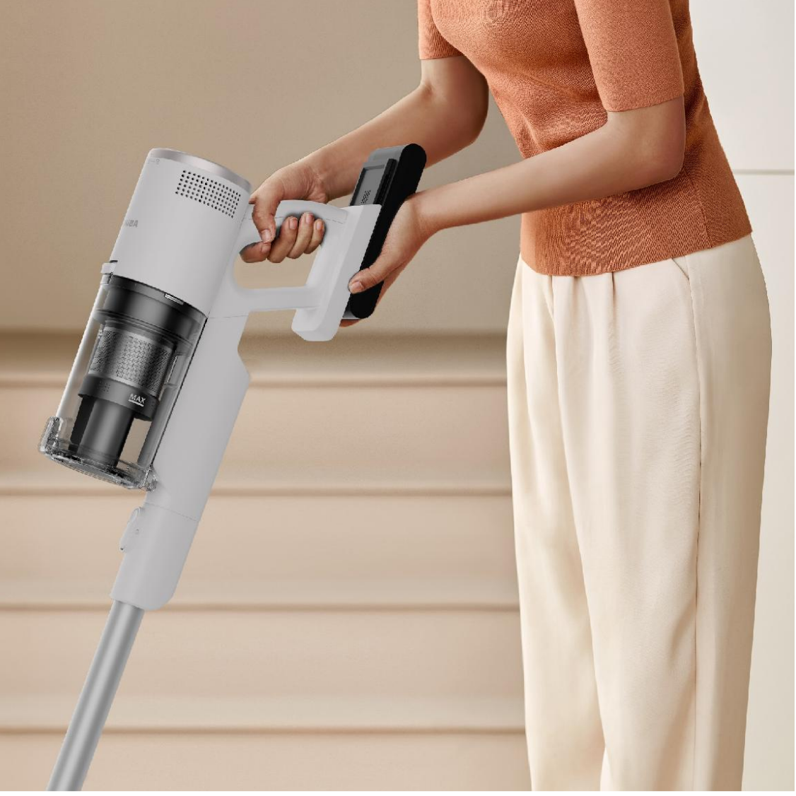 Pin Lithium-ion Tháo Rời Tiện Lợi – Linh Hoạt Sạc Và Thay Thế